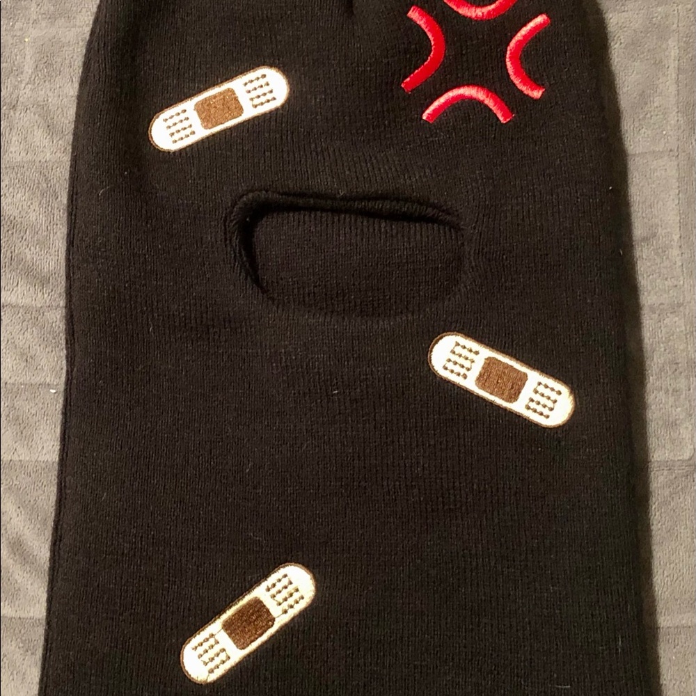 ZUMIES FACE MASK BEANIE 🔥